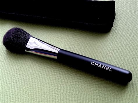 Chanel brush review